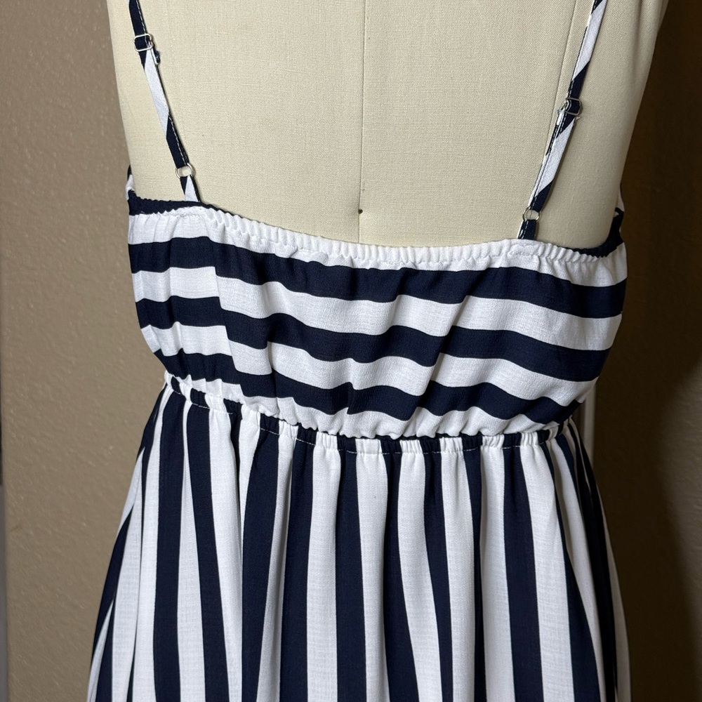 Papaya Striped Tie-Front‎ Dress - Picture 7 of 8